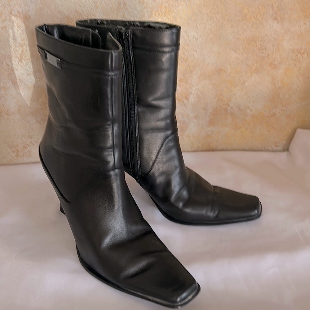 Maripe Womens Vintage Boot 90s Y2K Leather Square Toe Maripe Size 8 Black